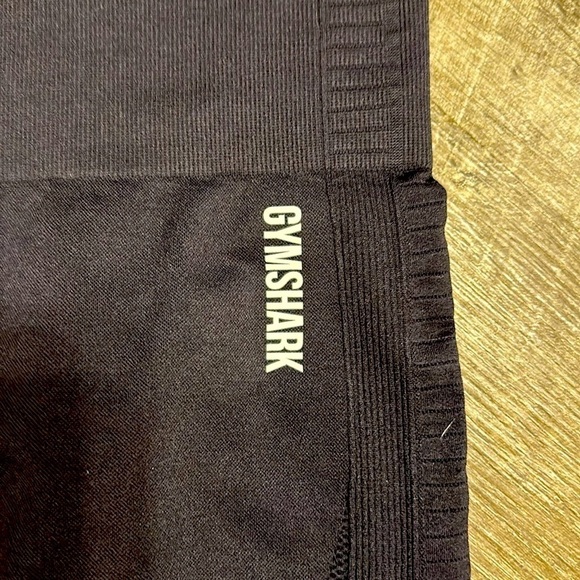 Gymshark NWOT black‎ leggings excellent condition - Picture 2 of 4